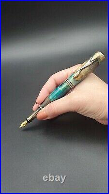 Fountain Pen Handmade With Burl Wood and Resin