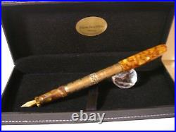 Golden Overlay Blancheur Fountain Pen Stylo 18Kt Hand Made Pump-fill
