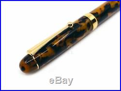 Japan Ohnish Special Edition Handmade Amber color Fountain Pen
