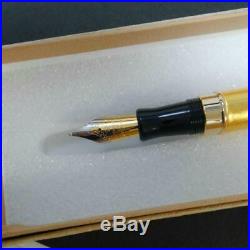 Japanese Handmade Gold Fountain Pen Nib/M Pre-owned withBox refill