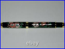 Original fountain pen has a modern maki-e of Weeping cherry tree with paulownia